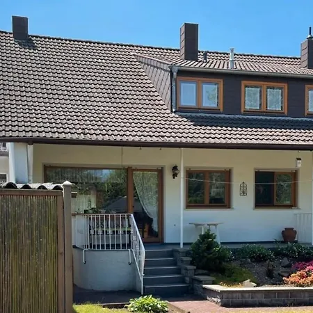 Chalet Born Mit Sechs Schlafzimmern / Sauna, Whirlpool Nyaraló